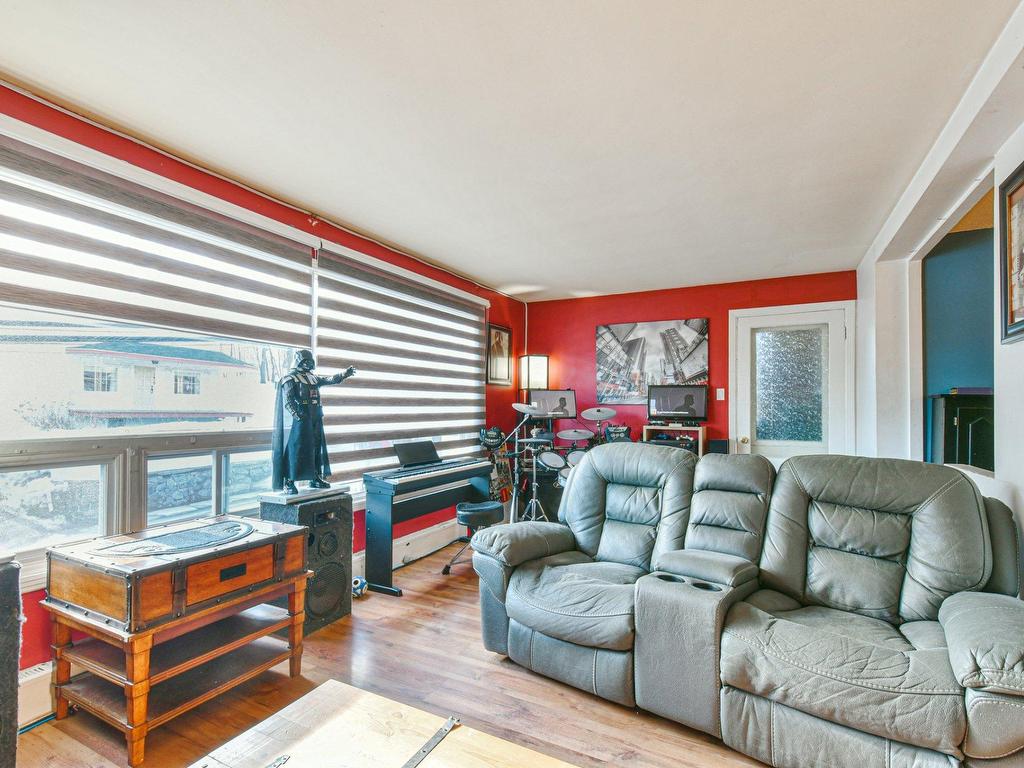 









1395

 - 1405


Rue St-Joseph

,
Sainte-Adèle,




QC
J8B1G5

