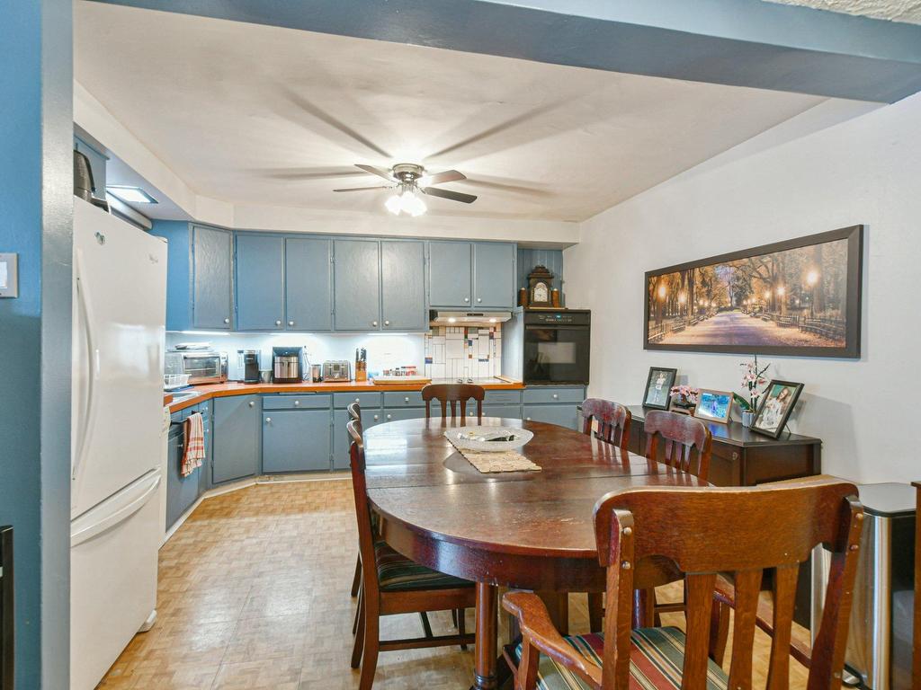 









1395

 - 1405


Rue St-Joseph

,
Sainte-Adèle,




QC
J8B1G5

