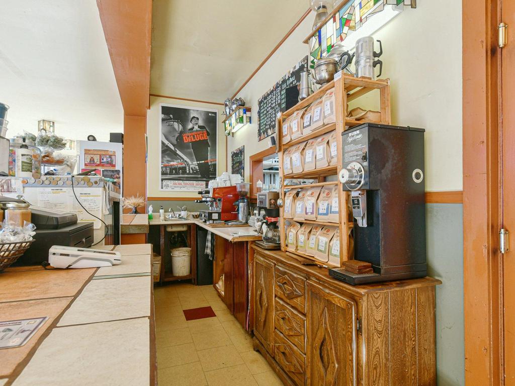 









1395

 - 1405


Rue St-Joseph

,
Sainte-Adèle,




QC
J8B1G5


