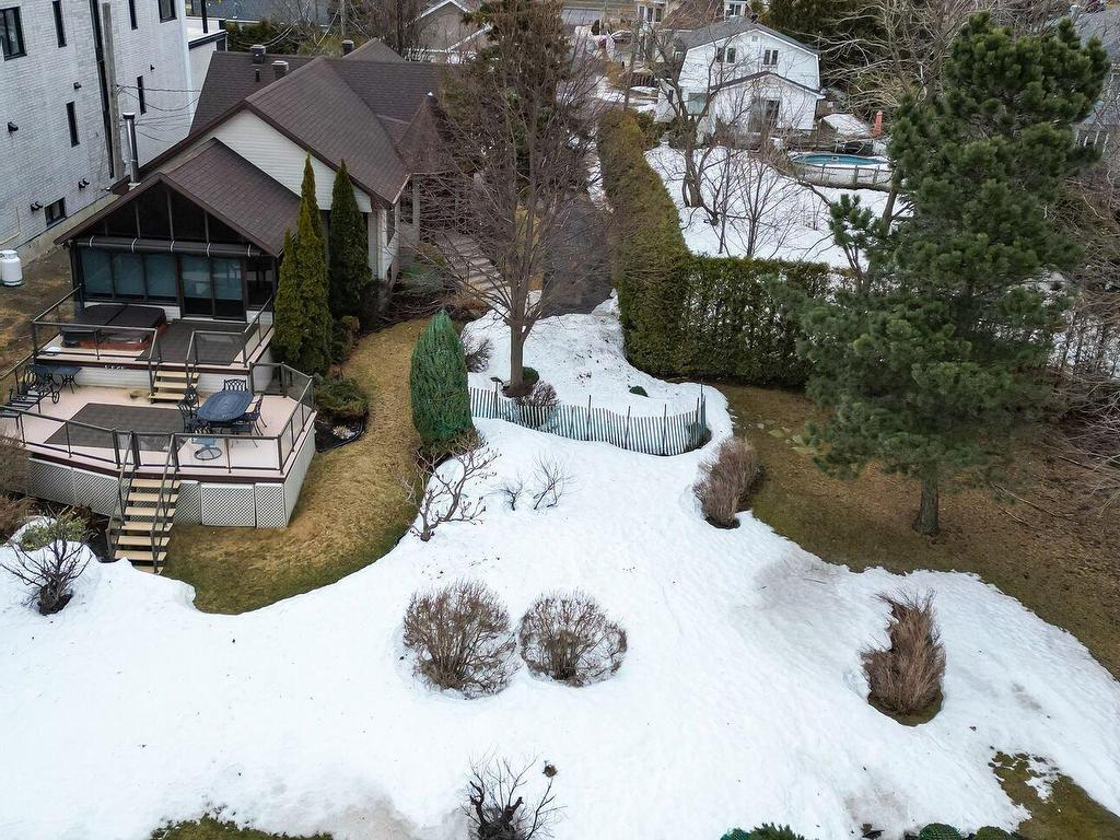 









9052


Boul. Marie-Victorin

,
Brossard,




QC
J4X1A3

