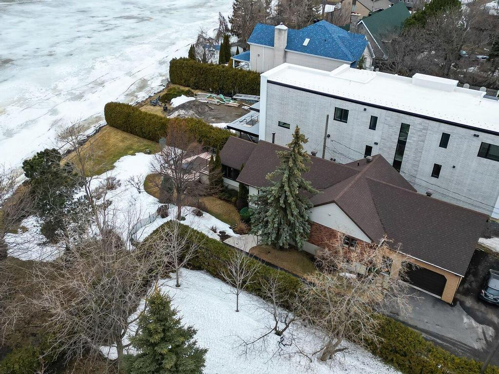 









9052


Boul. Marie-Victorin

,
Brossard,




QC
J4X1A3

