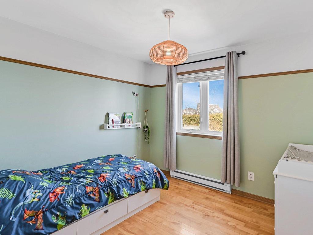 









207


Carré Chopin

,
Saint-Jean-sur-Richelieu,




QC
J3B8W4


