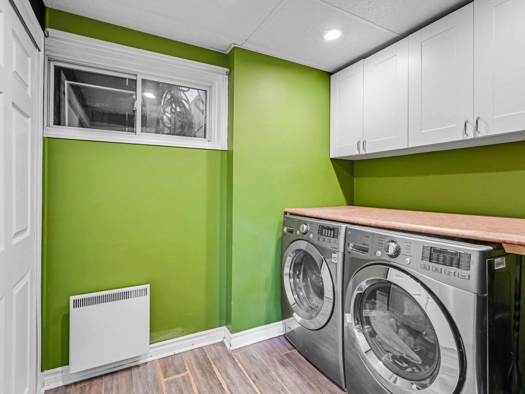 









207


Carré Chopin

,
Saint-Jean-sur-Richelieu,




QC
J3B8W4

