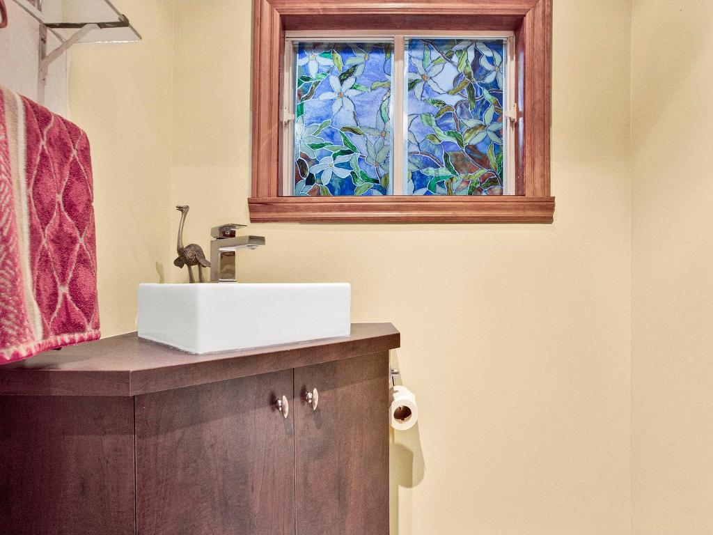 









723


Rue Principale

,
Saint-Paul-de-l'Île-aux-Noix,




QC
J0J1G0


