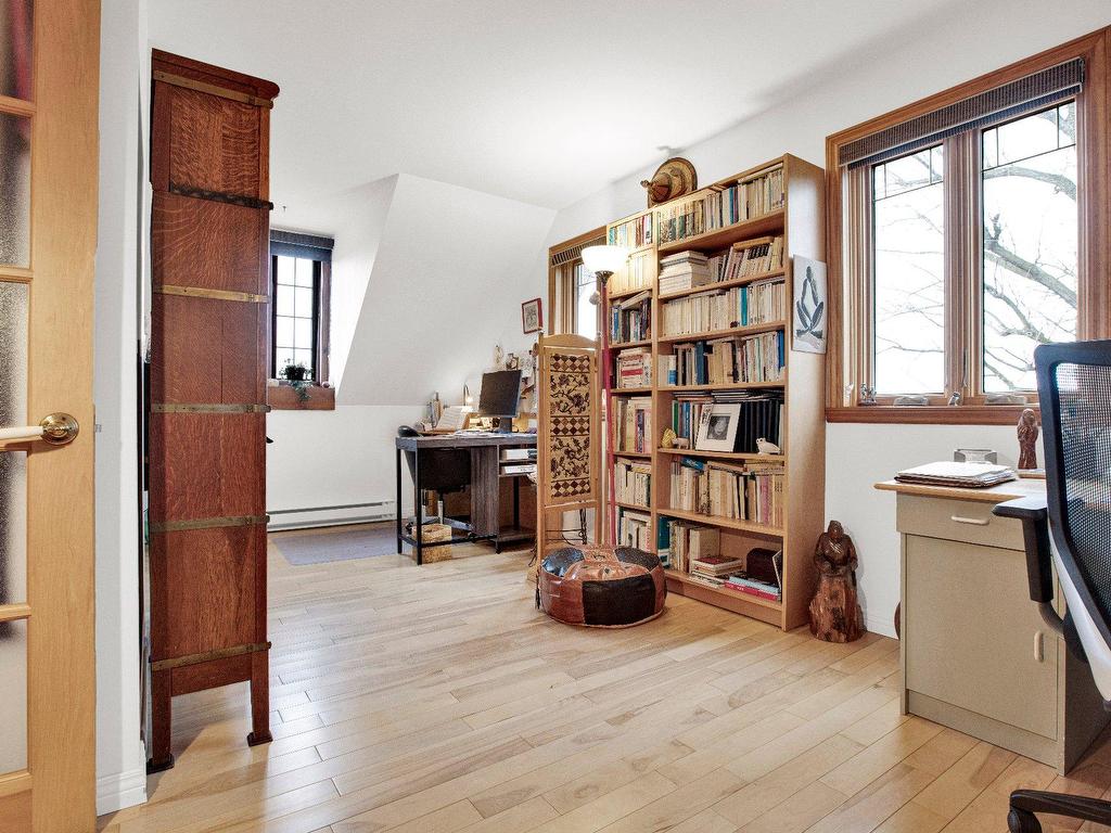 









723


Rue Principale

,
Saint-Paul-de-l'Île-aux-Noix,




QC
J0J1G0

