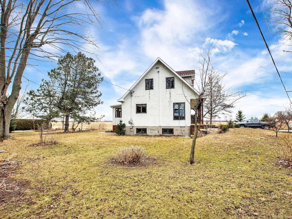 









723


Rue Principale

,
Saint-Paul-de-l'Île-aux-Noix,




QC
J0J1G0

