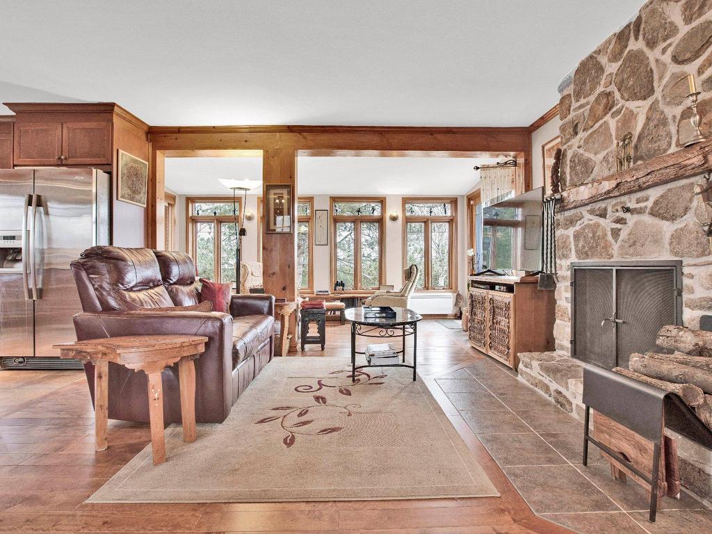 









723


Rue Principale

,
Saint-Paul-de-l'Île-aux-Noix,




QC
J0J1G0

