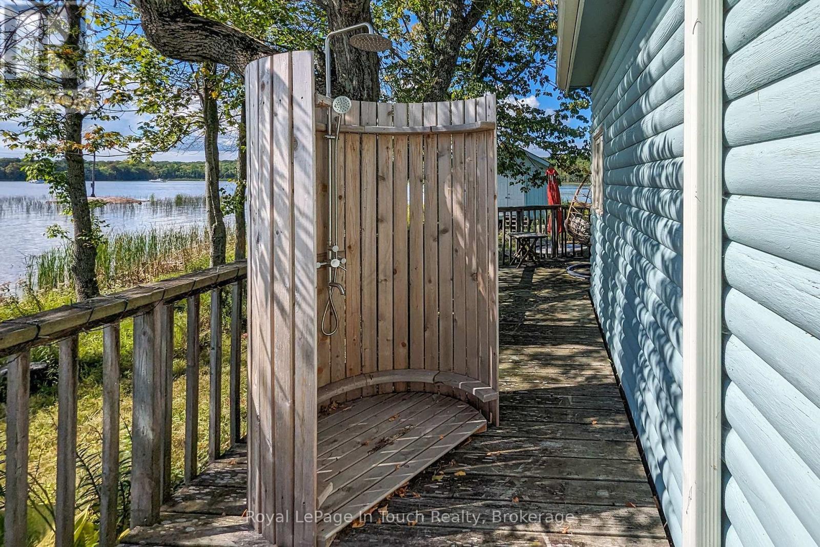 












2 ISLAND 1110

,
Georgian Bay (Baxter),




Ontario
P0E1E0

