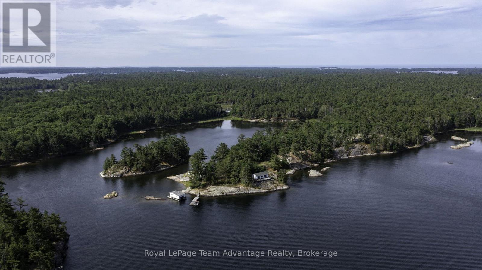 












22 A30 & A28 ISLAND

,
The Archipelago (Archipelago North),




Ontario
P0G1K0

