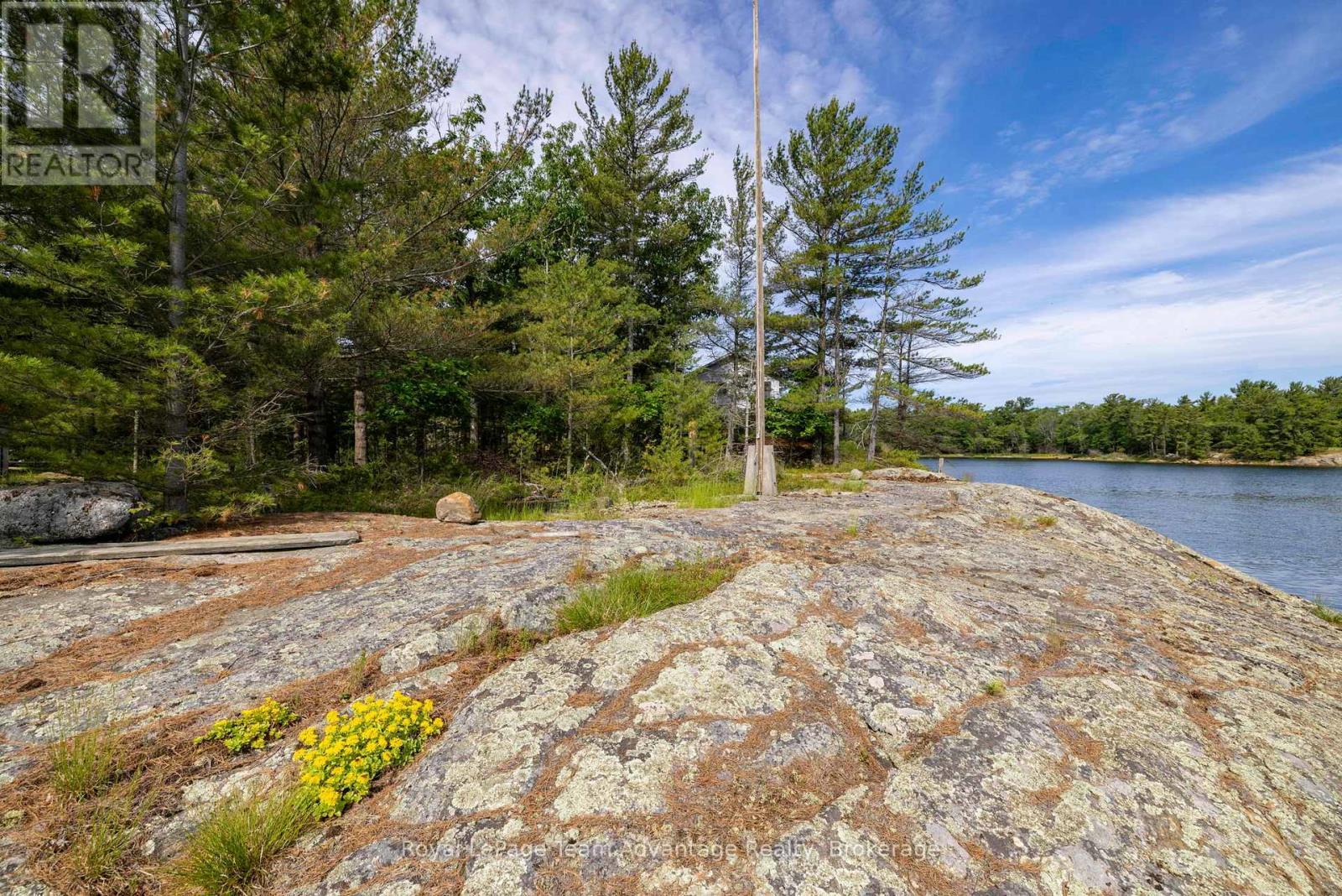 












22 A30 & A28 ISLAND

,
The Archipelago (Archipelago North),




Ontario
P0G1K0

