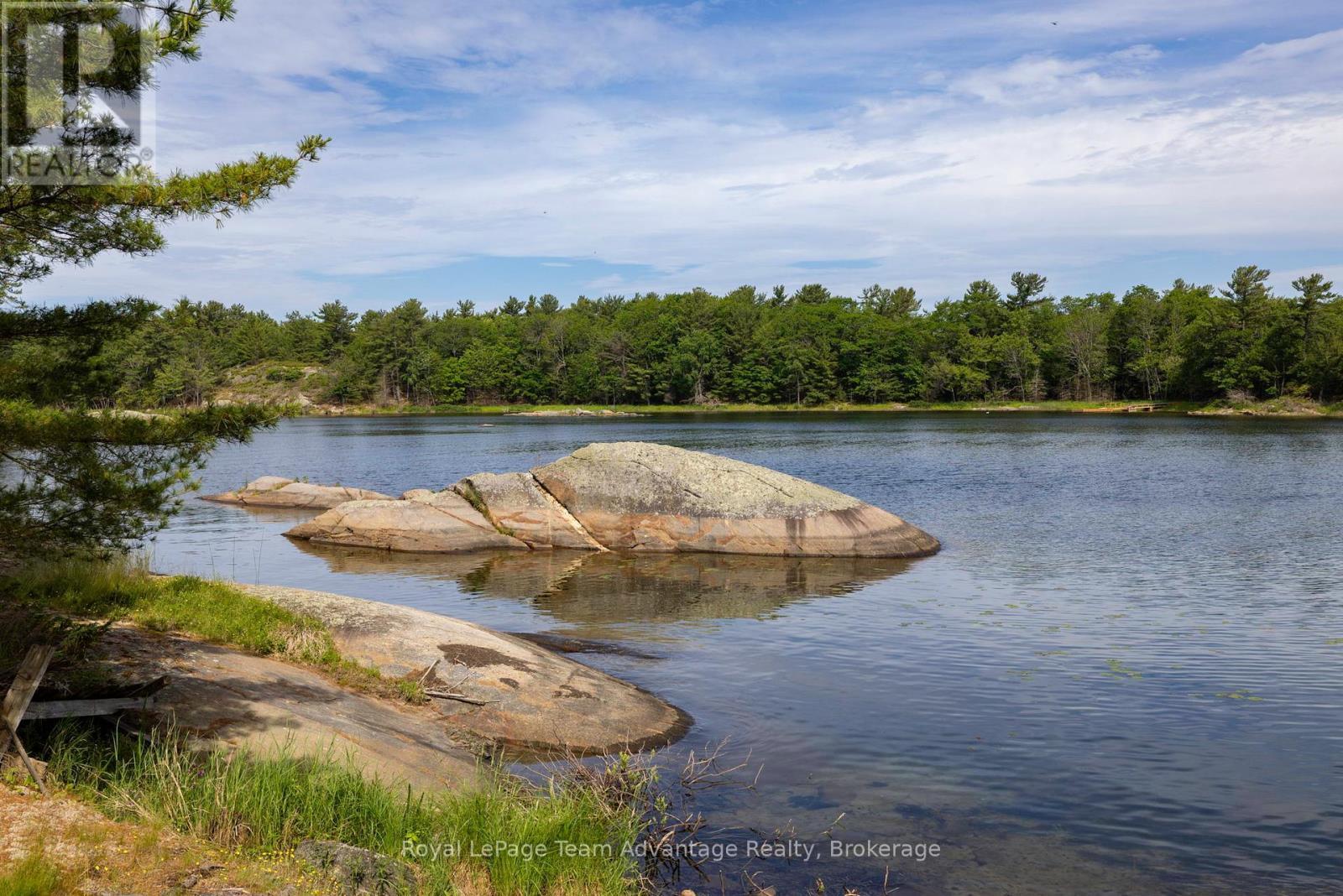 












22 A30 & A28 ISLAND

,
The Archipelago (Archipelago North),




Ontario
P0G1K0

