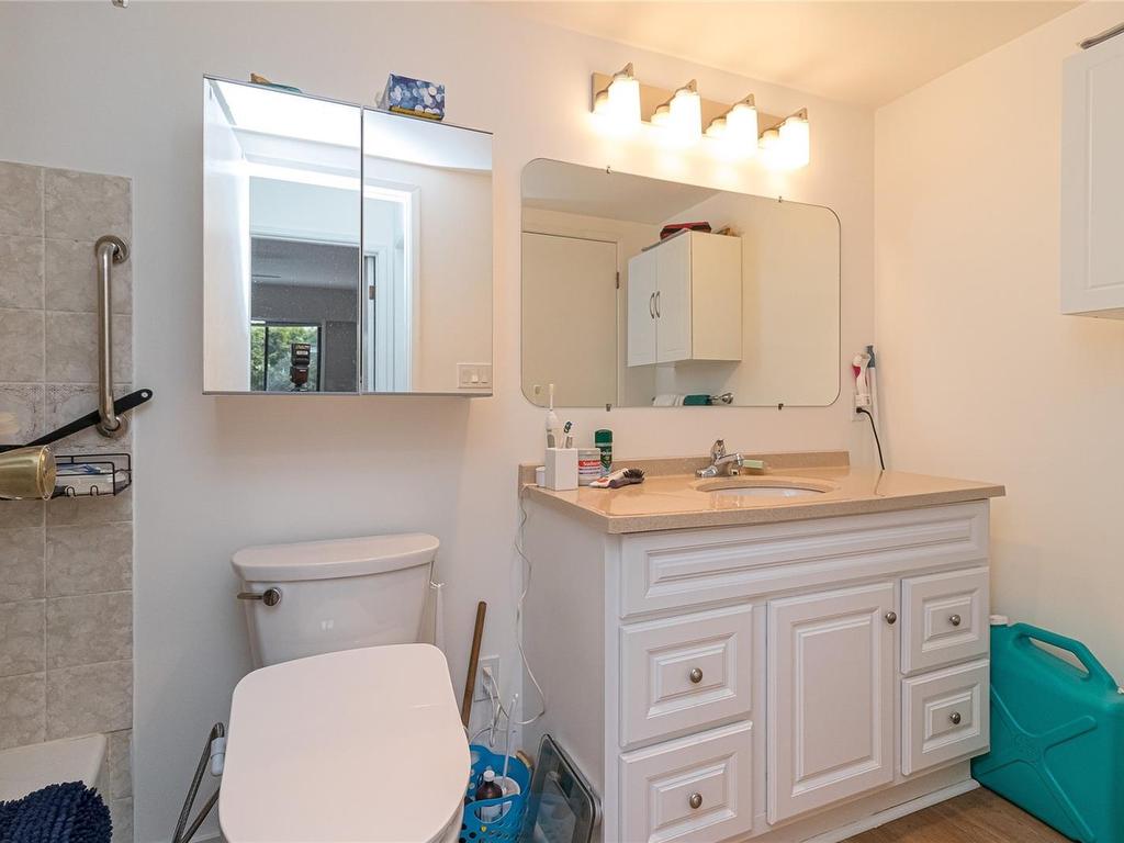 









2286


Henry

Ave, 104,
Sidney,




BC
V8L 2B2

