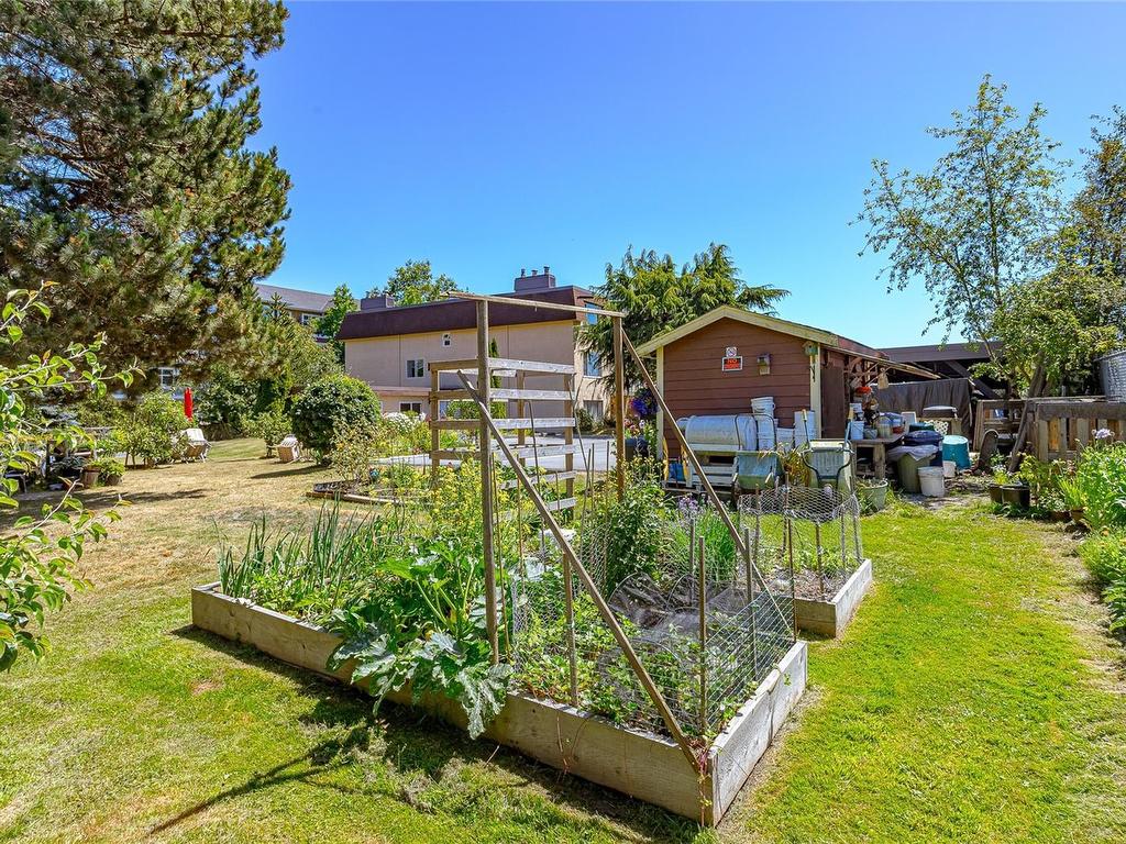 









2286


Henry

Ave, 104,
Sidney,




BC
V8L 2B2

