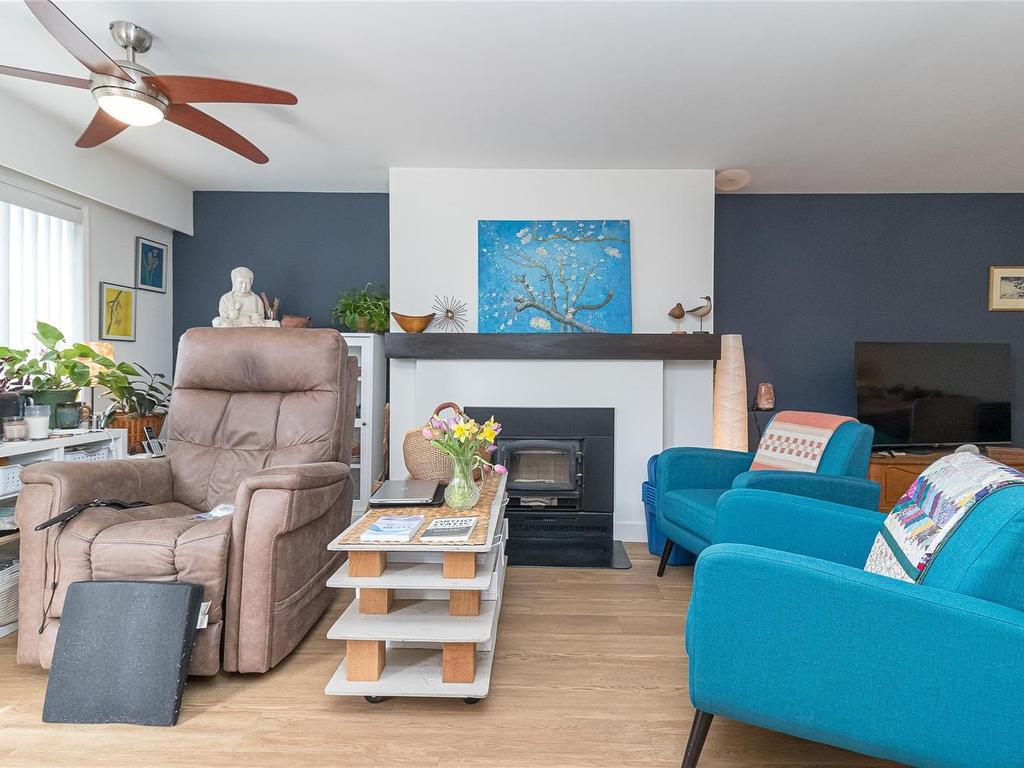 









2286


Henry

Ave, 104,
Sidney,




BC
V8L 2B2

