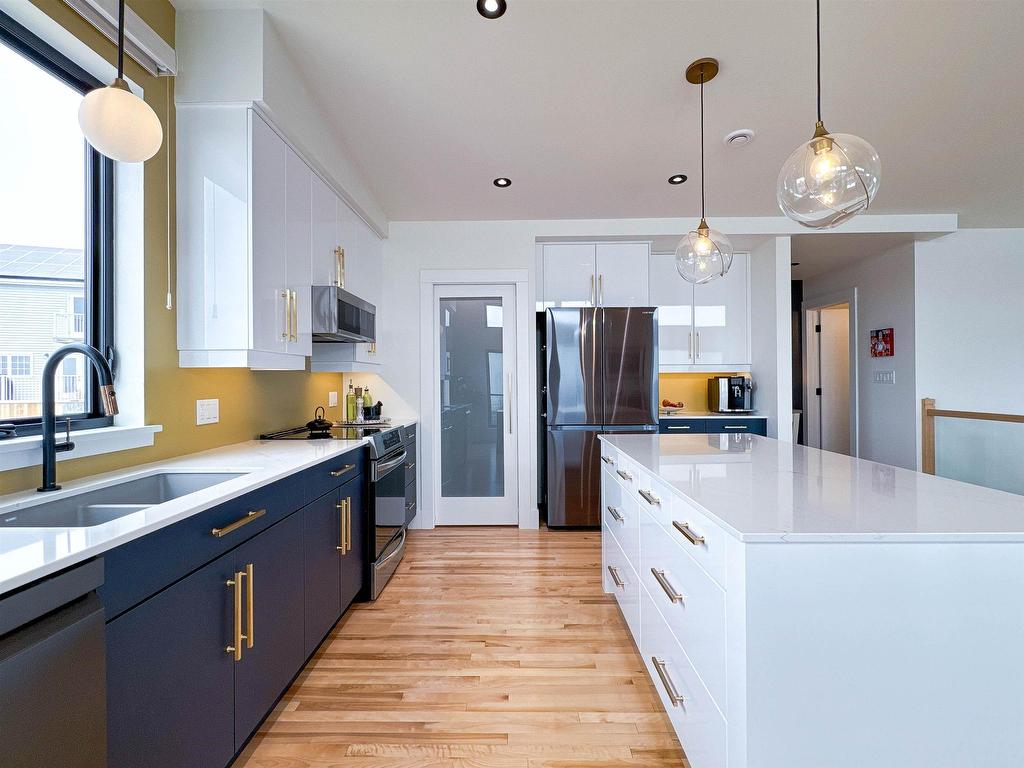 












19 Harvest Drive

,
Stratford,




PE
C1B 0G8

