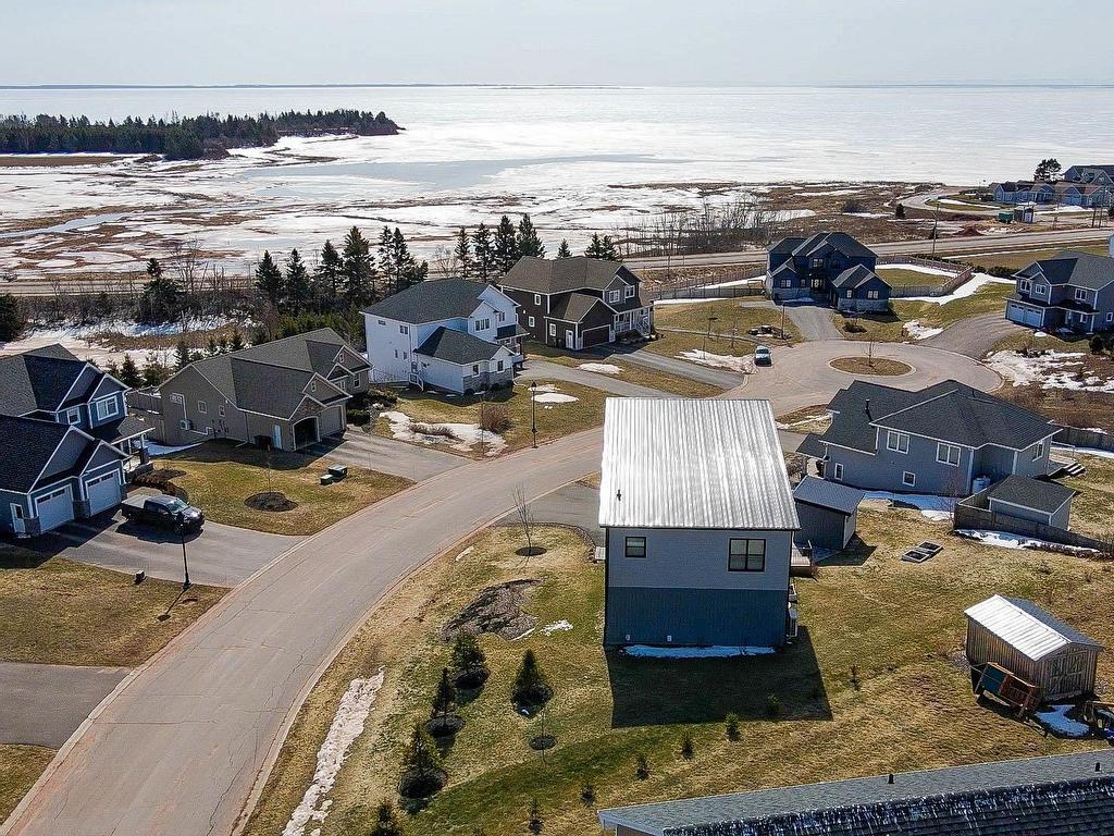 












19 Harvest Drive

,
Stratford,




PE
C1B 0G8

