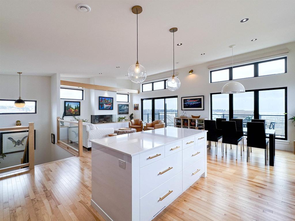 












19 Harvest Drive

,
Stratford,




PE
C1B 0G8


