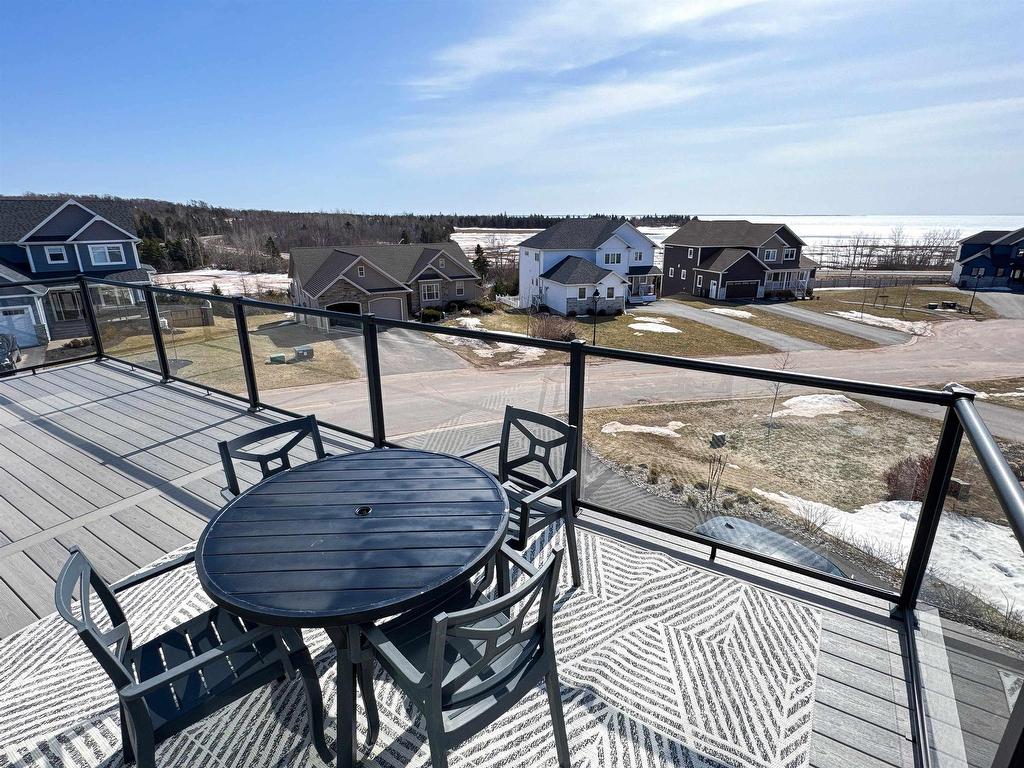












19 Harvest Drive

,
Stratford,




PE
C1B 0G8

