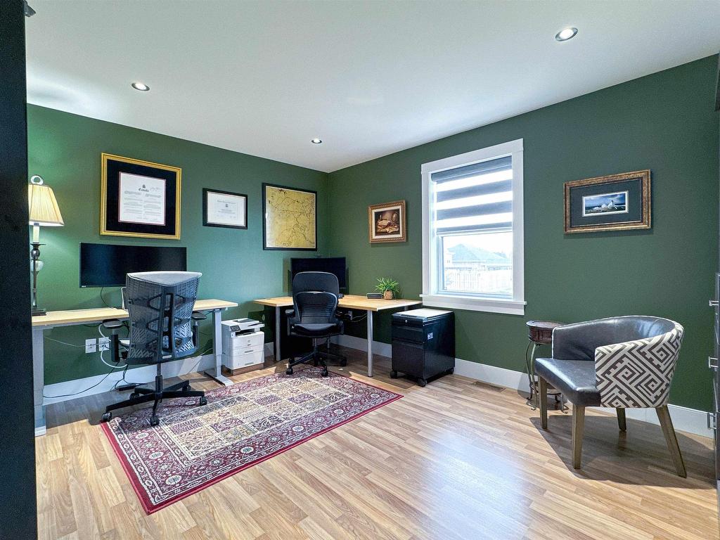 












19 Harvest Drive

,
Stratford,




PE
C1B 0G8


