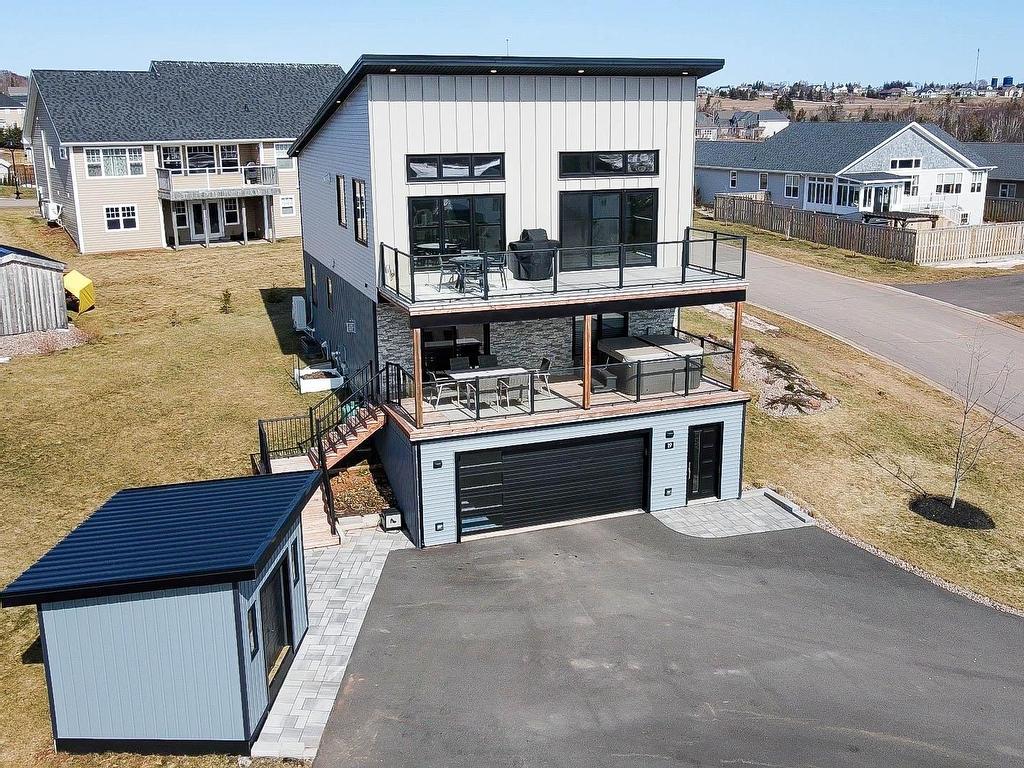 












19 Harvest Drive

,
Stratford,




PE
C1B 0G8

