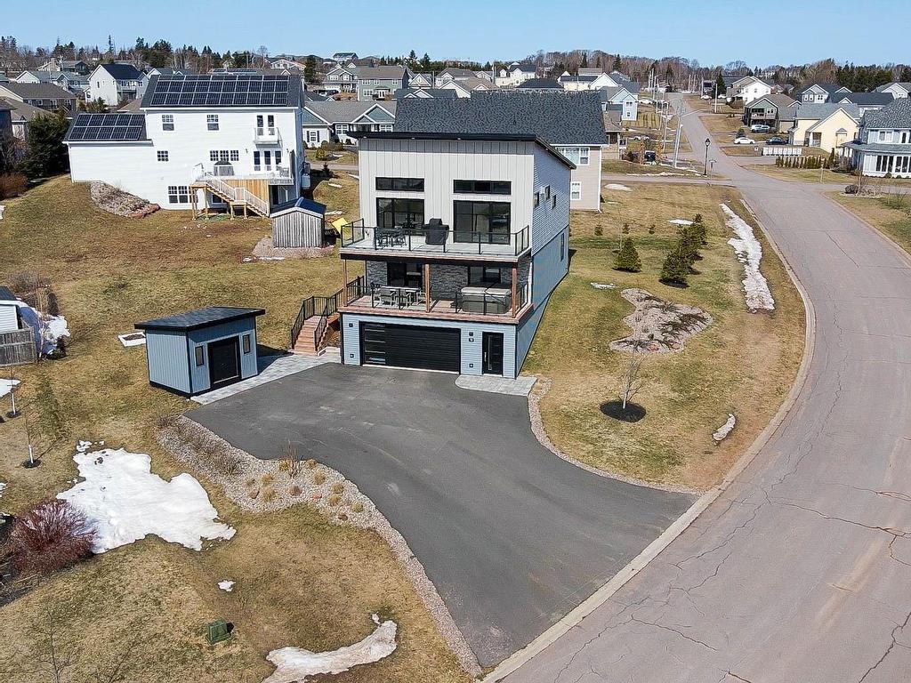 












19 Harvest Drive

,
Stratford,




PE
C1B 0G8

