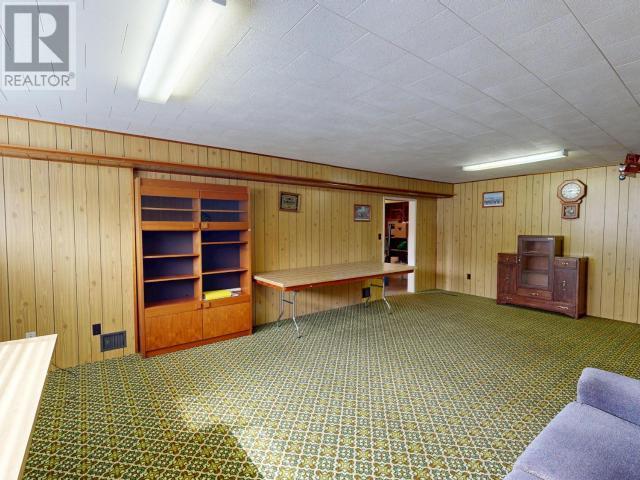 












6015 LOIS STREET

,
Powell River,




British Columbia
