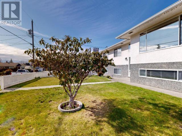 












6015 LOIS STREET

,
Powell River,




British Columbia
