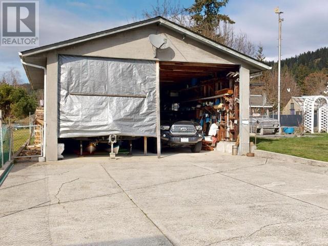 












6015 LOIS STREET

,
Powell River,




British Columbia
