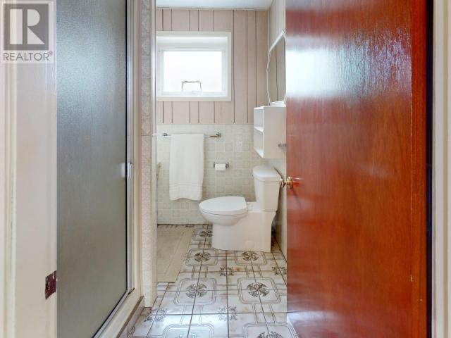 












6015 LOIS STREET

,
Powell River,




British Columbia
