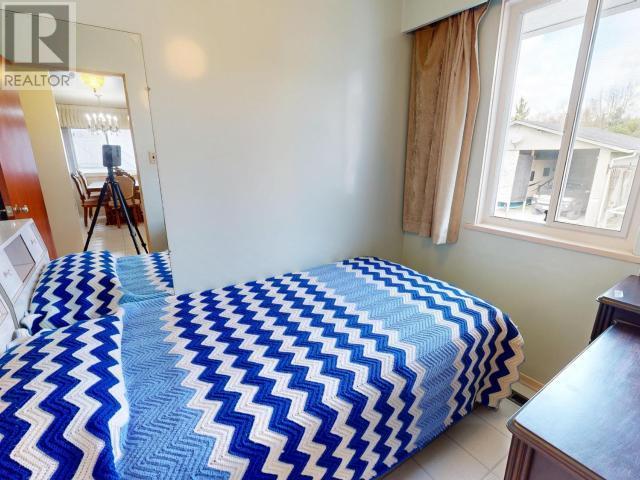 












6015 LOIS STREET

,
Powell River,




British Columbia
