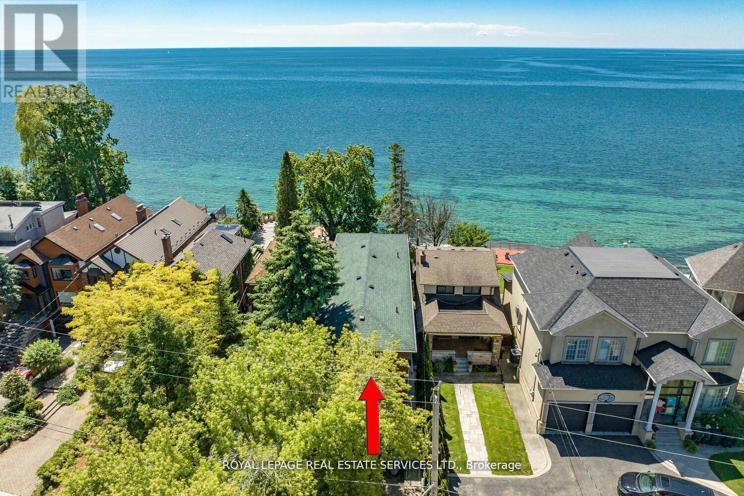 












135 LAKE SHORE DRIVE

,
Toronto,




Ontario
M8V2A1

