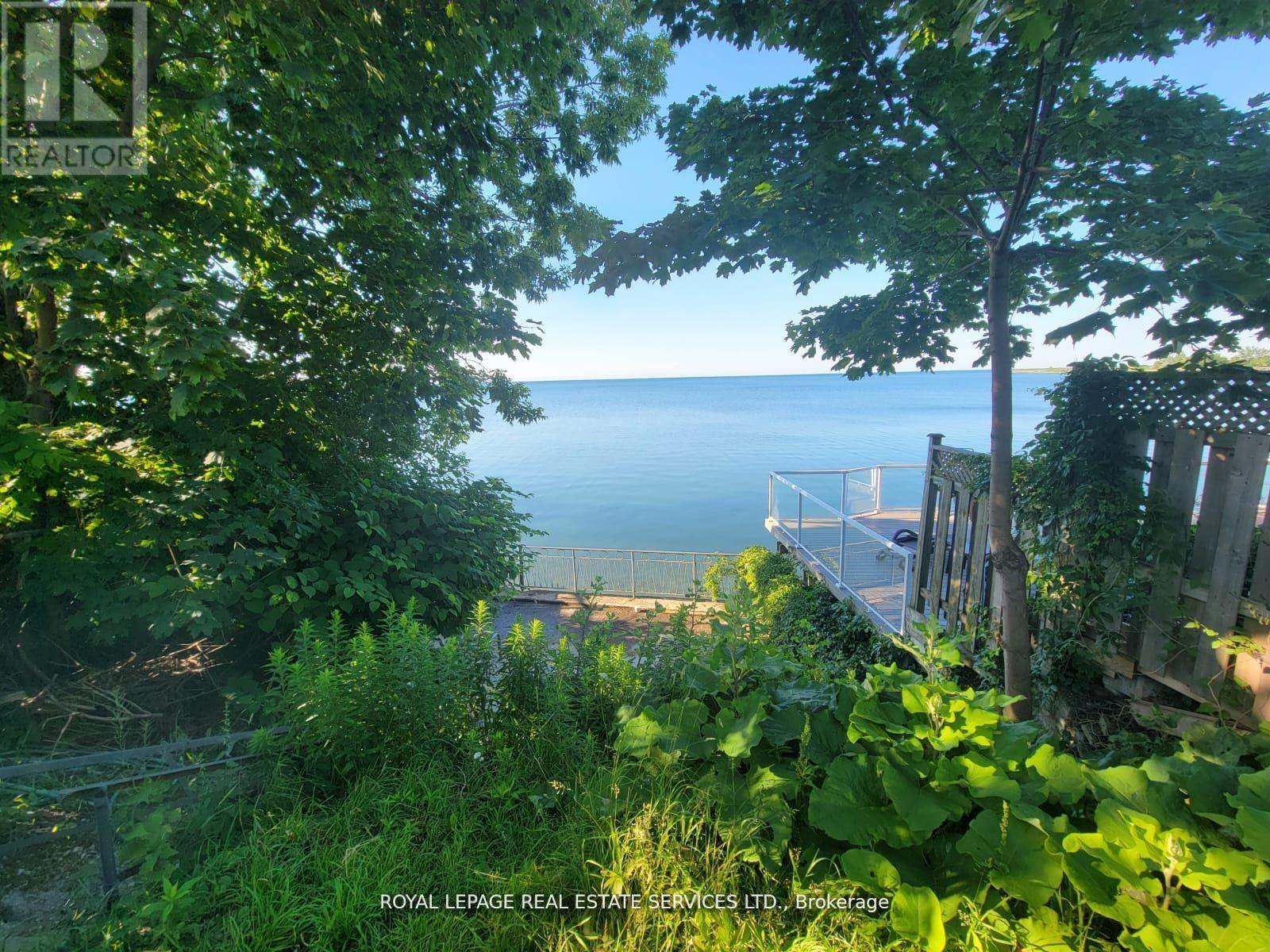 












135 LAKE SHORE DRIVE

,
Toronto,




Ontario
M8V2A1

