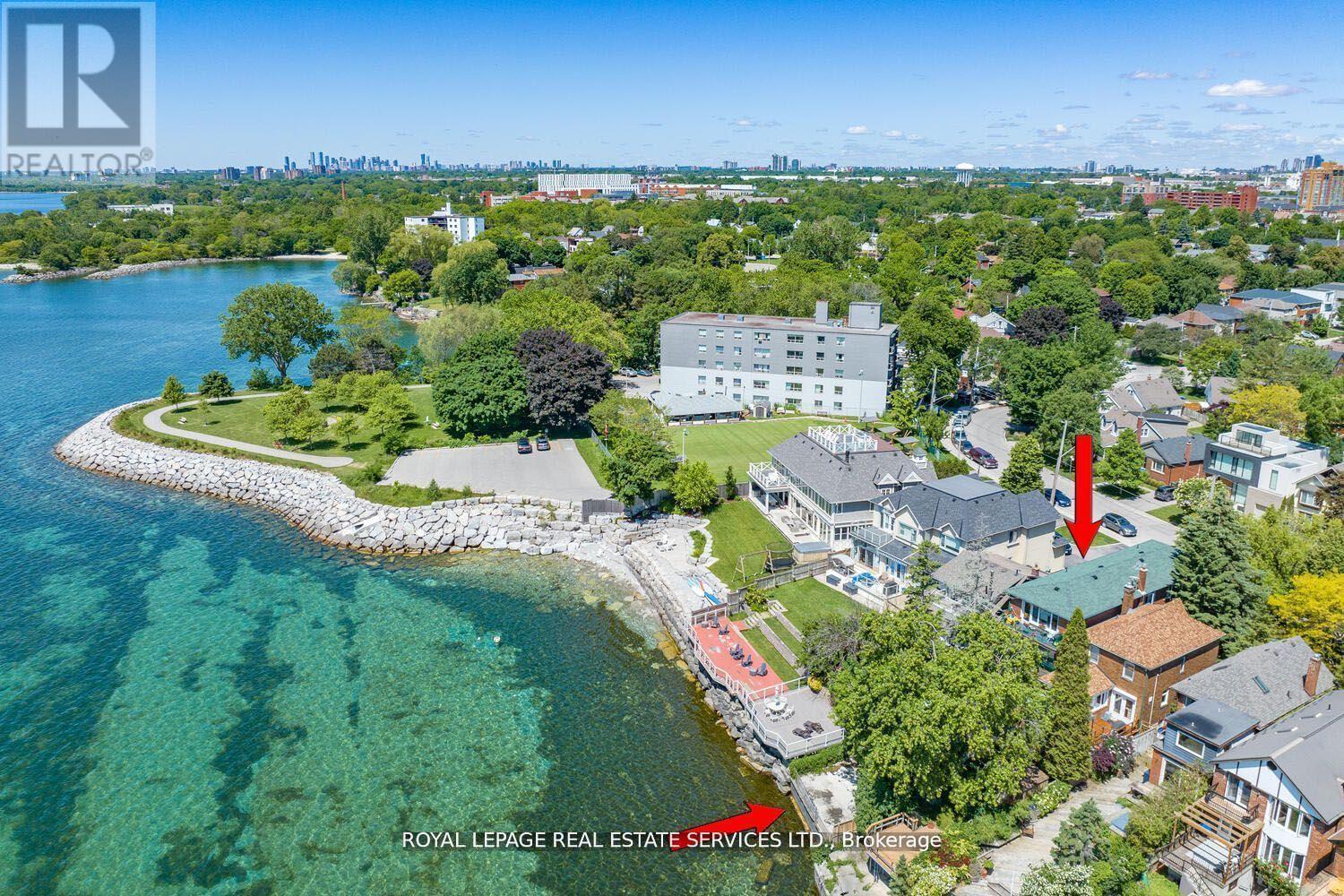 












135 LAKE SHORE DRIVE

,
Toronto,




Ontario
M8V2A1

