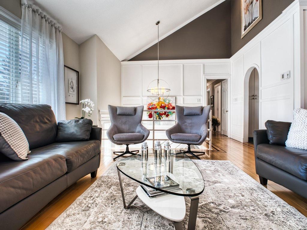 









1085


Rue Pascal

,
Jacques-Cartier (Sherbrooke),




QC
J1J4B8

