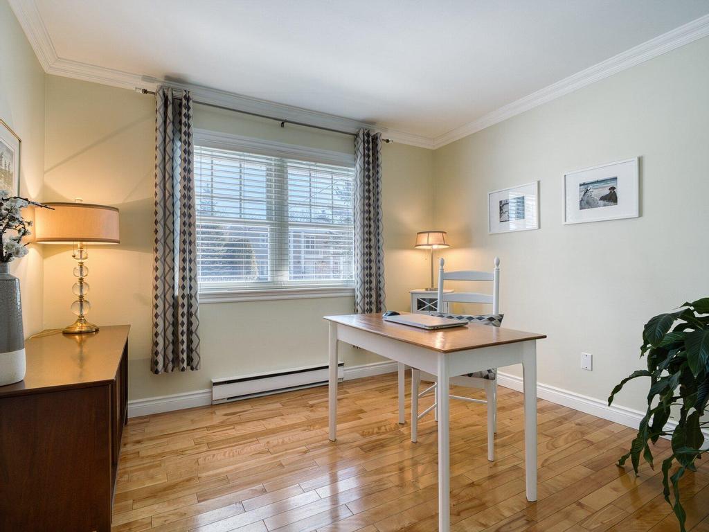 









1085


Rue Pascal

,
Jacques-Cartier (Sherbrooke),




QC
J1J4B8

