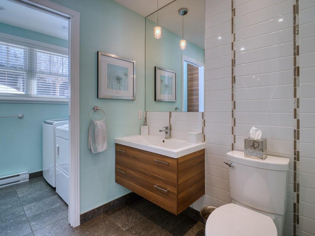









1085


Rue Pascal

,
Jacques-Cartier (Sherbrooke),




QC
J1J4B8

