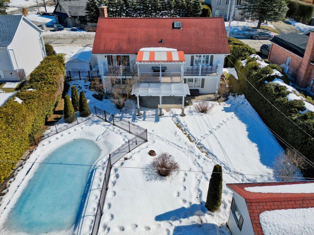 









1085


Rue Pascal

,
Jacques-Cartier (Sherbrooke),




QC
J1J4B8


