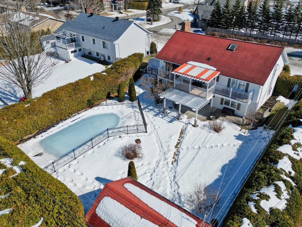 









1085


Rue Pascal

,
Jacques-Cartier (Sherbrooke),




QC
J1J4B8

