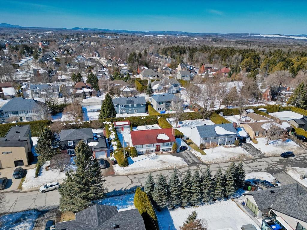 









1085


Rue Pascal

,
Jacques-Cartier (Sherbrooke),




QC
J1J4B8

