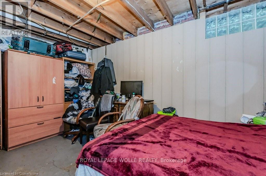 












23 - 293 FAIRWAY ROAD N

,
Kitchener,




Ontario
N2A2P1

