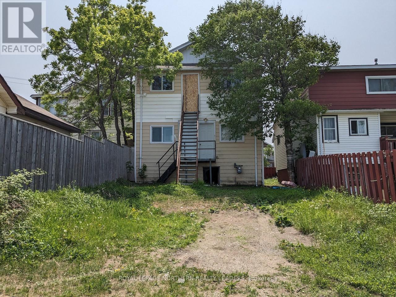 












107 FATHER COSTELLO DRIVE

,
Timmins (SCH - Main Area),




Ontario
P0N1G0

