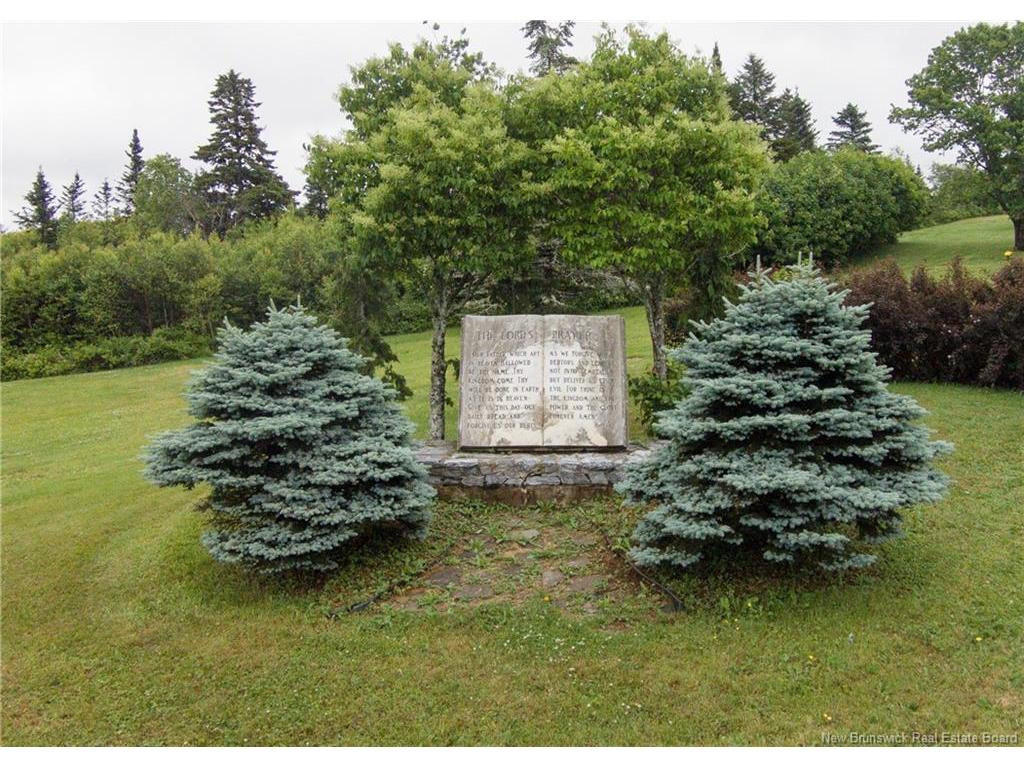 









715


Latimore Lake

RD,
Saint John,




NB
E2N 1X8


