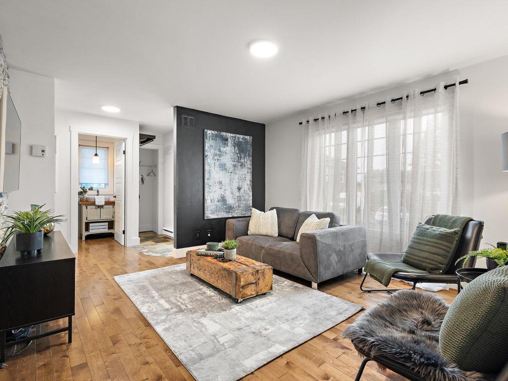









106


Rue des Golfeuses

,
Bromont,




QC
J2L3H8

