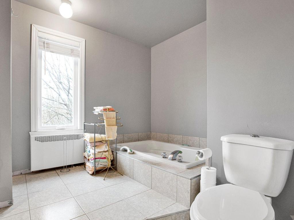 









148


9e Avenue

,
Saint-Blaise-sur-Richelieu,




QC
J0J1W0


