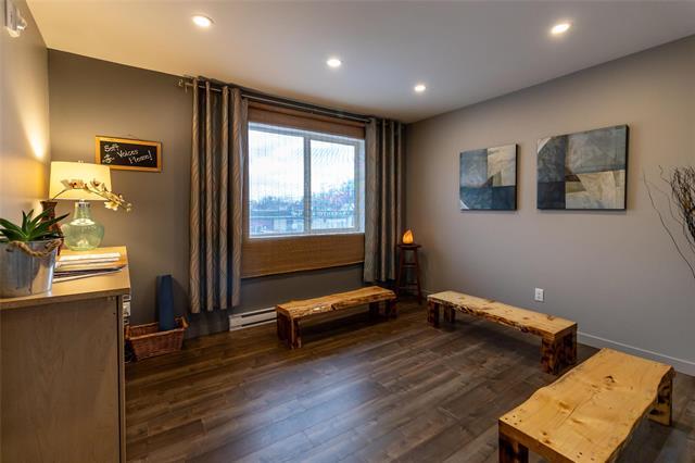 









485


St Anne's

RD,
Winnipeg,




MB
R2M 3E2

