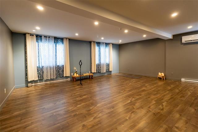 









485


St Anne's

RD,
Winnipeg,




MB
R2M 3E2

