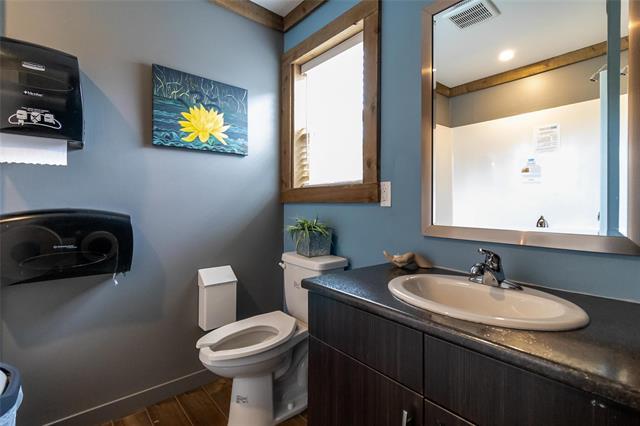 









485


St Anne's

RD,
Winnipeg,




MB
R2M 3E2

