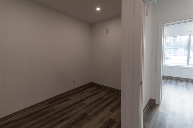 









485


St Anne's

RD,
Winnipeg,




MB
R2M 3E2


