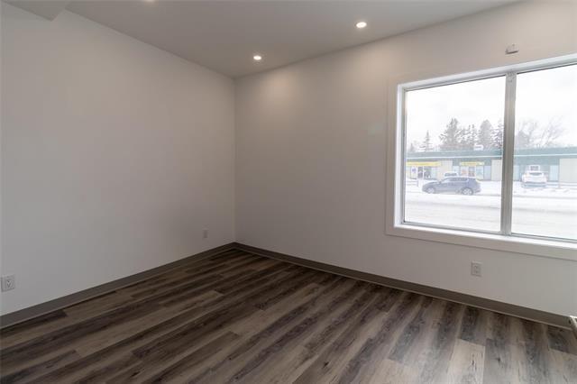 









485


St Anne's

RD,
Winnipeg,




MB
R2M 3E2


