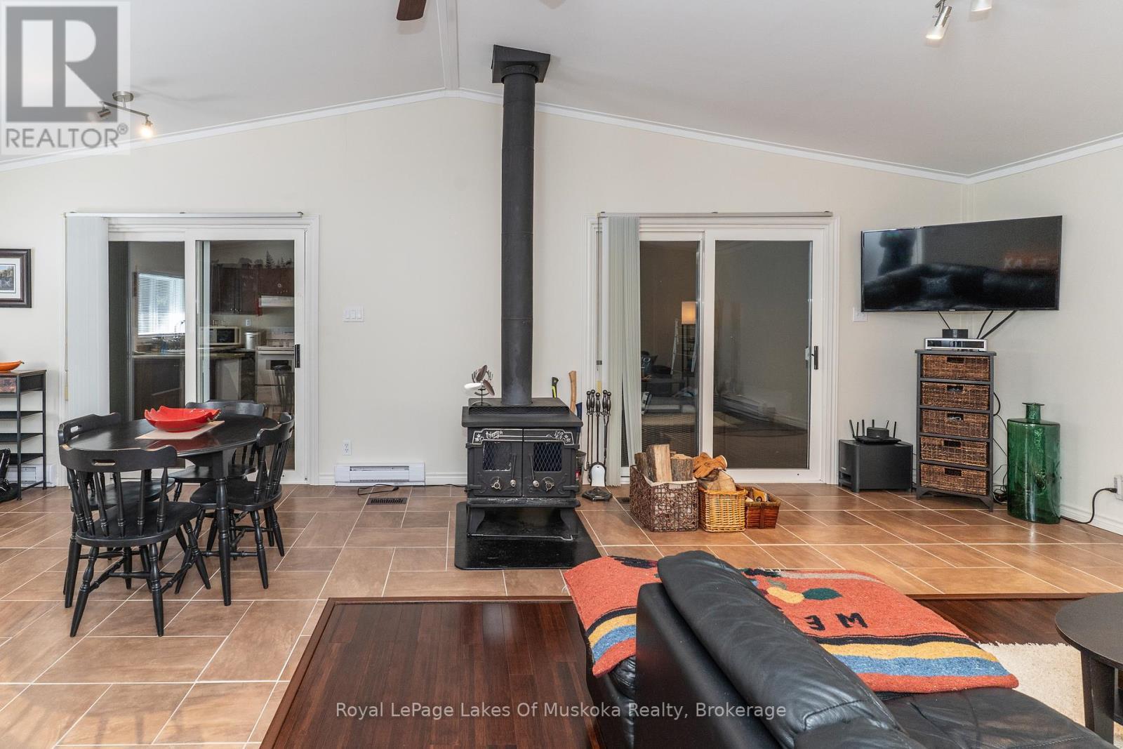 












612 CLAM LAKE ROAD

,
Kearney,




Ontario
P0A1M0

